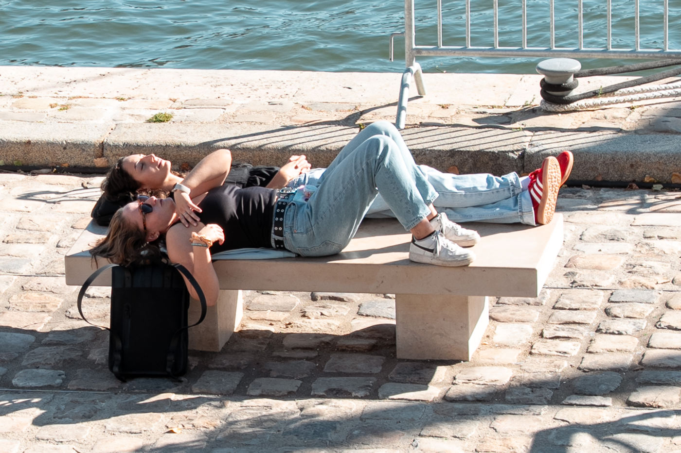 DS605044.jpg